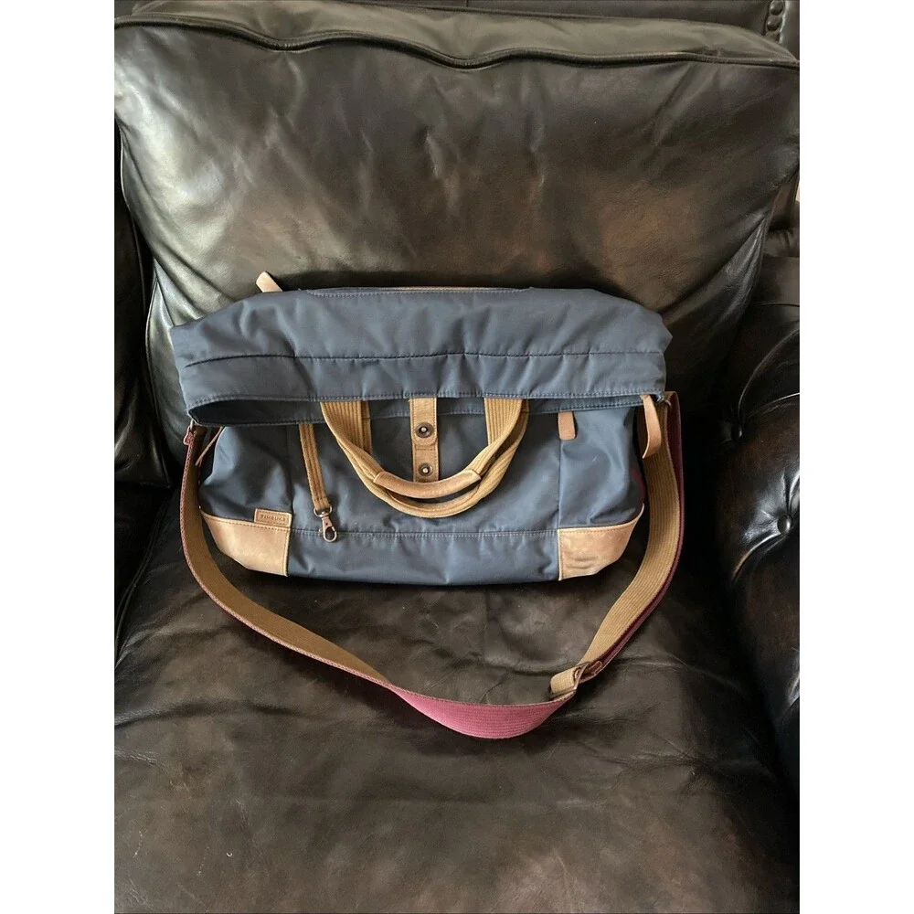 hanging toiletries travel bag Away Toiletry in Jet Black Platypus Drink Tube Insulation strong and water Nike ACG 36 Hiking Baitcasting Reels Model:70 - 7.4:1